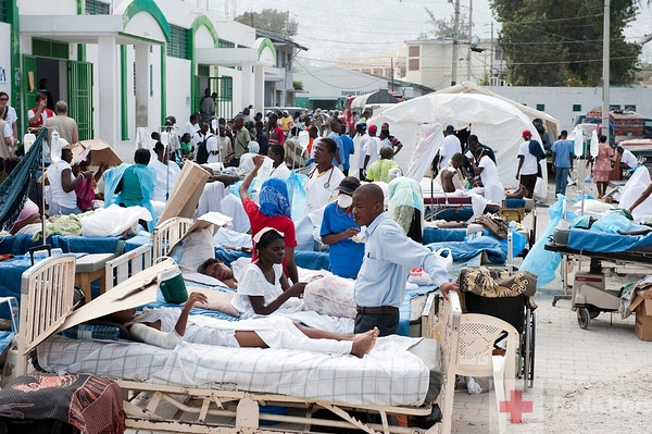 Outside the Haiti Field Hospital after the 18 January aftershock