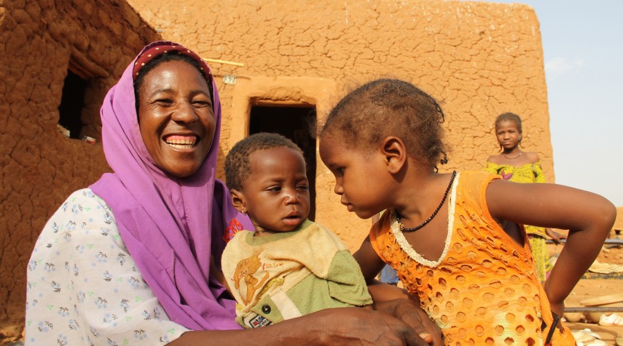 A cash transfer beneficiary in Tahoua, Niger