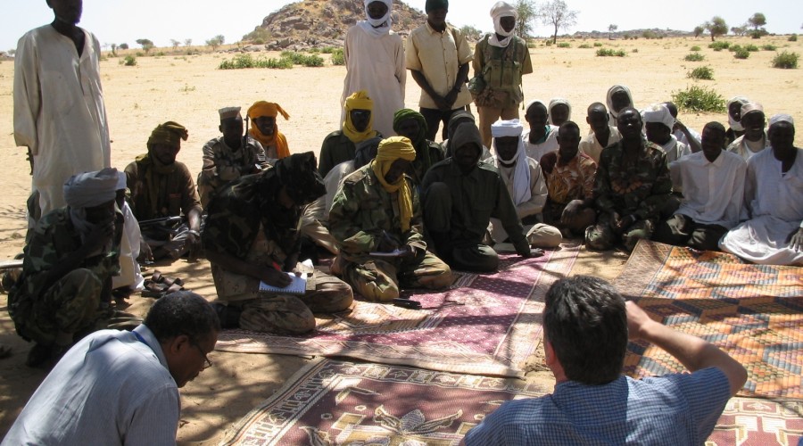 Dialogue with an opposition group and community in Darfur, 2007