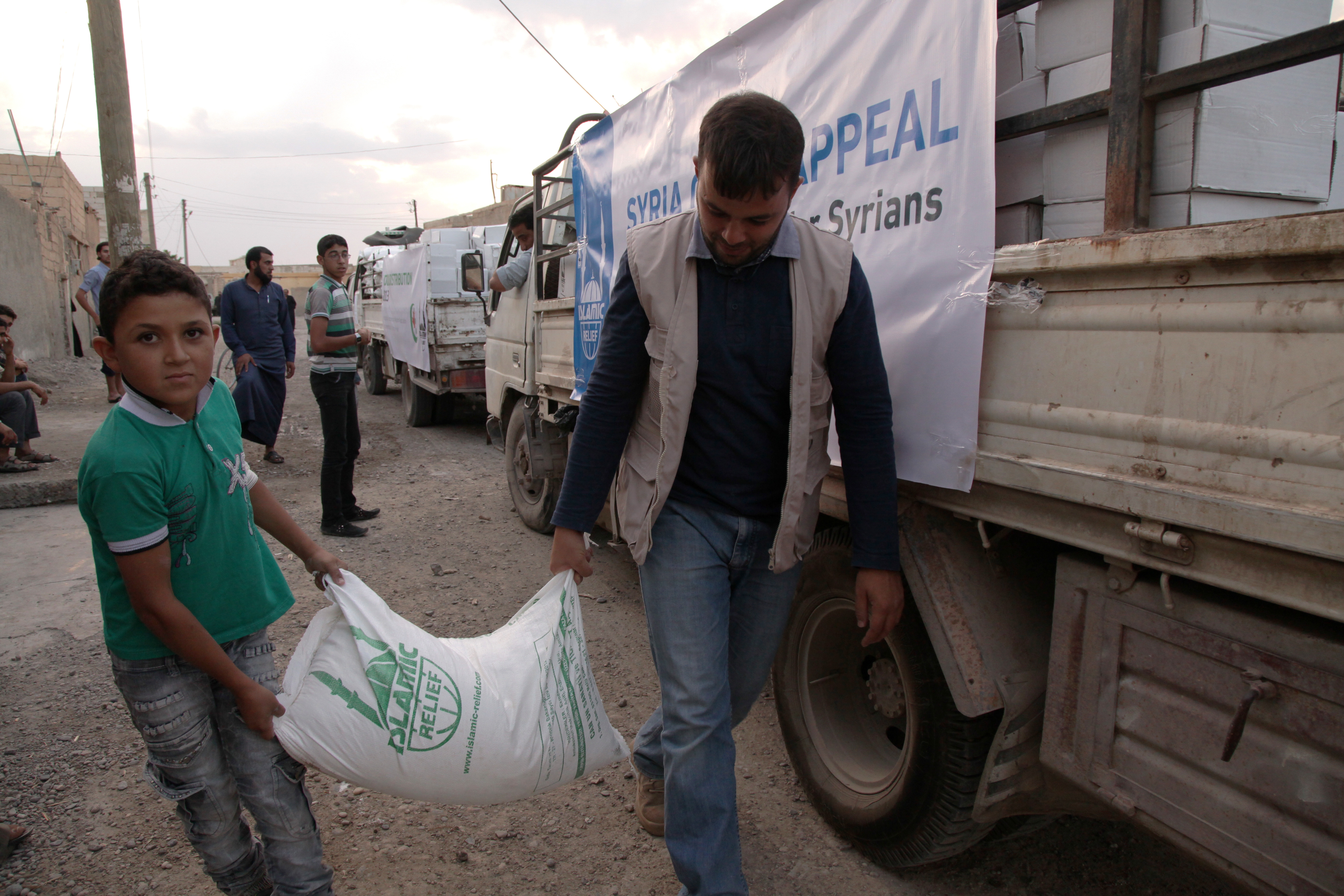 Islamic Relief delivering aid in Syria