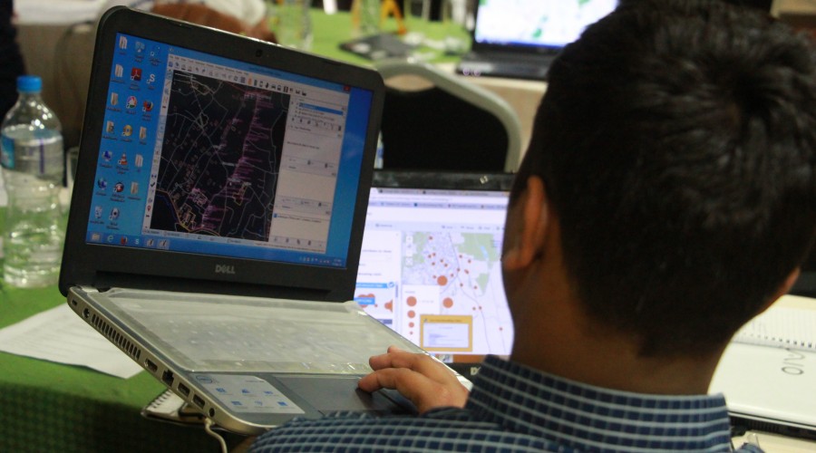 Residents of Pokhara, Nepal learn how to use OpenStreetMap